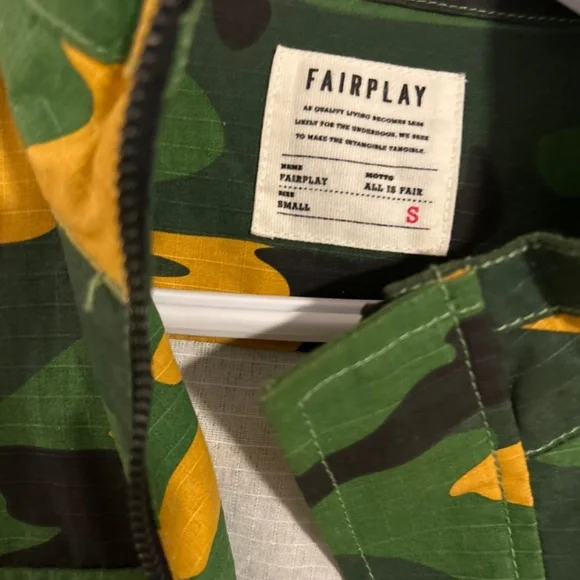 Jacket - Picture 2 of 3